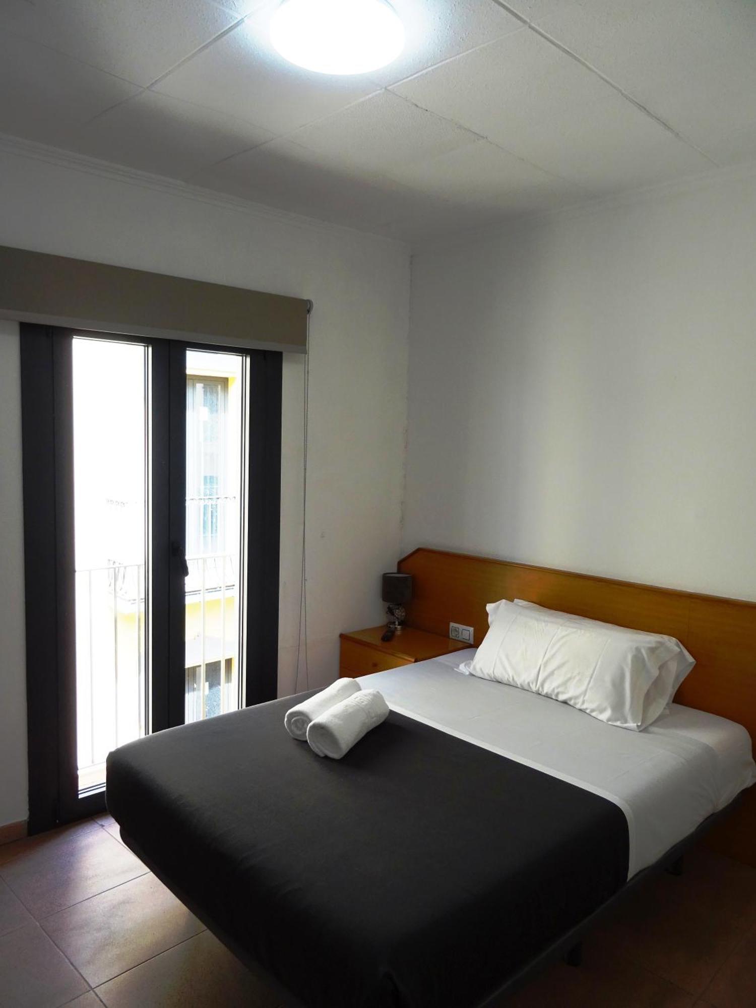 Center Plaza Figueres Appartement Figueres  Buitenkant foto