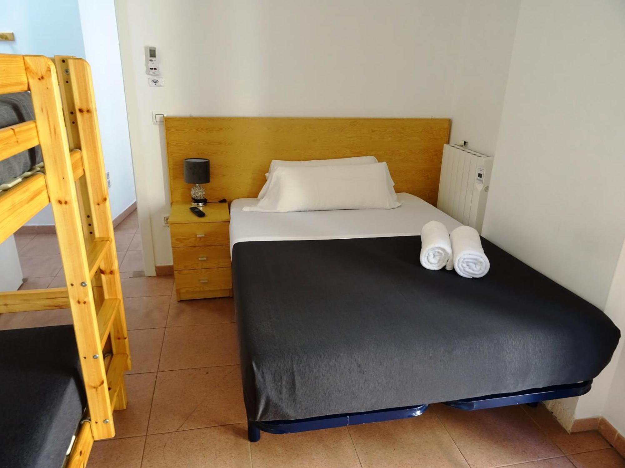 Center Plaza Figueres Appartement Figueres  Buitenkant foto