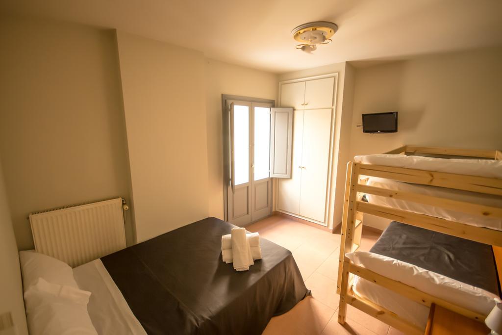 Center Plaza Figueres Appartement Figueres  Buitenkant foto