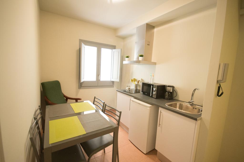 Center Plaza Figueres Appartement Figueres  Buitenkant foto