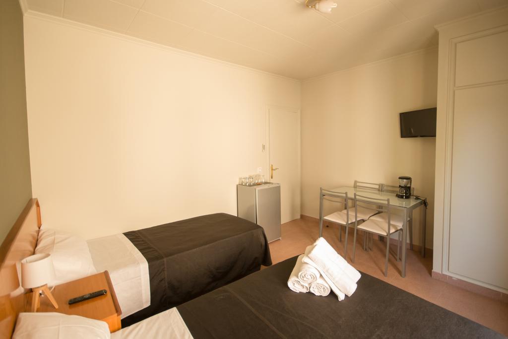 Center Plaza Figueres Appartement Figueres  Buitenkant foto