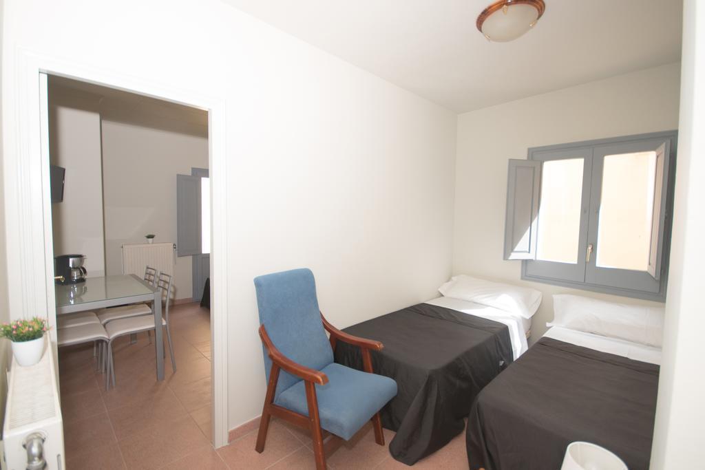 Center Plaza Figueres Appartement Figueres  Buitenkant foto