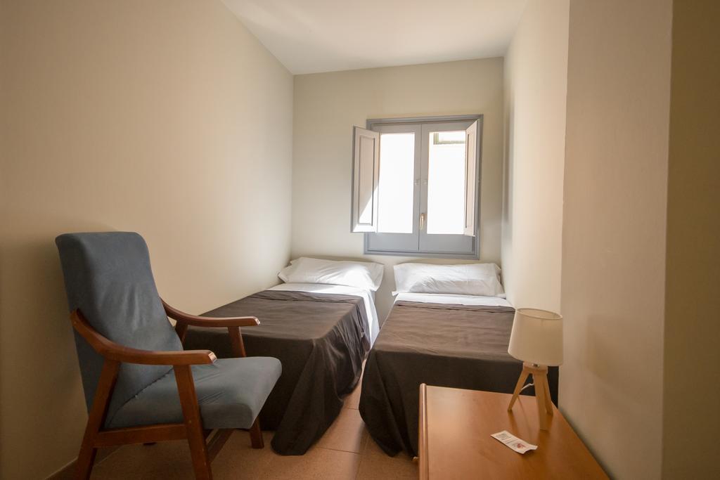 Center Plaza Figueres Appartement Figueres  Buitenkant foto