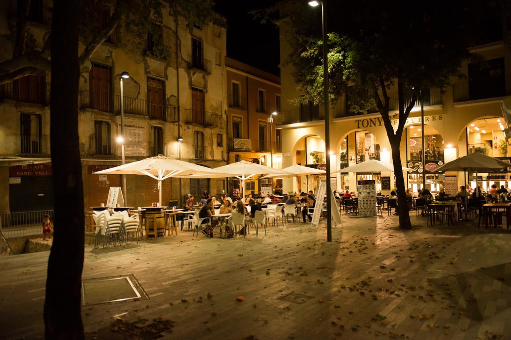 Center Plaza Figueres Appartement Figueres  Buitenkant foto